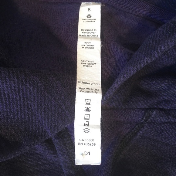 Lululemon Pull Me Over Hoodie - Picture 15 of 15